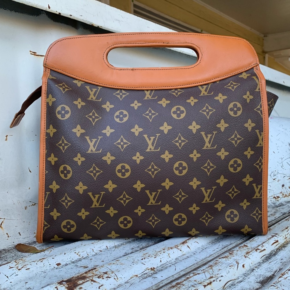 Vintage Louis Vuitton XL Clutch